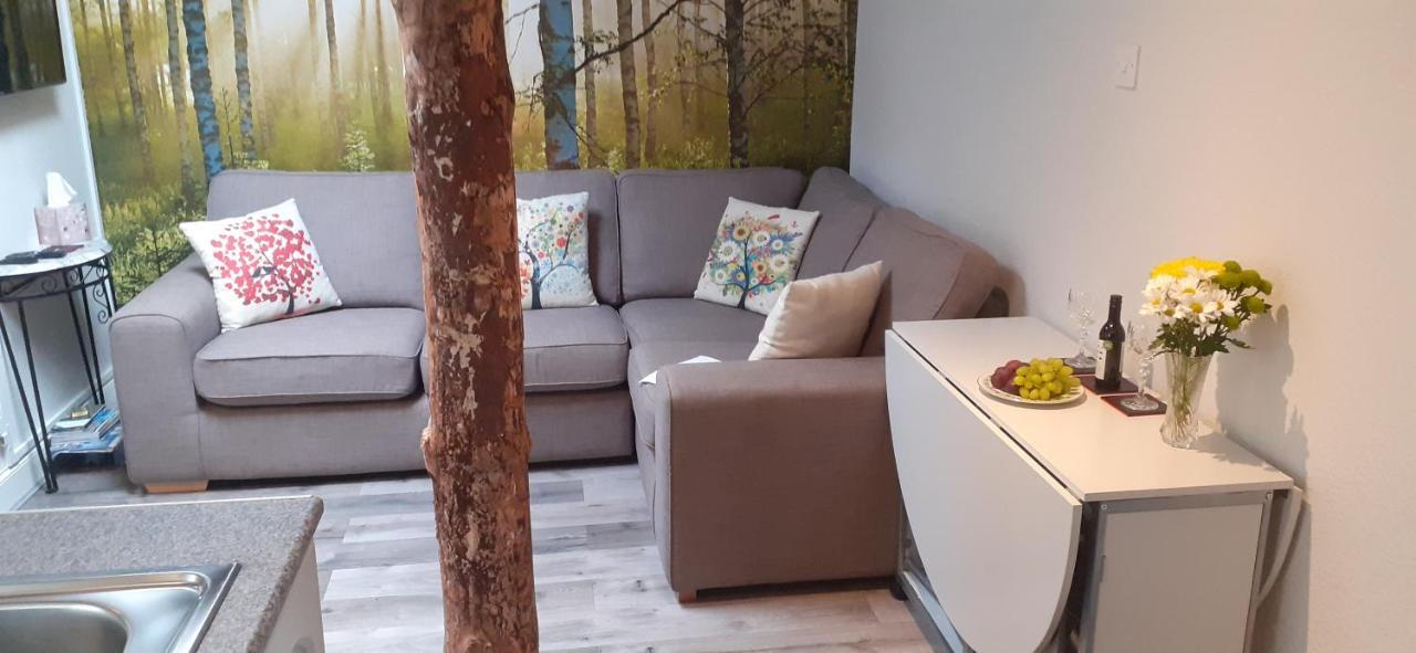 Apartamento The Treehouse By Airlie Nairn Exterior foto